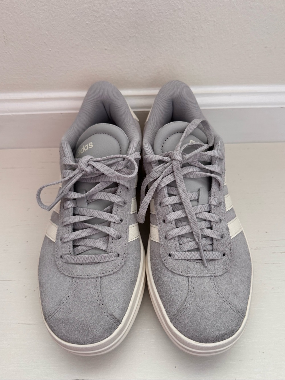 ✨Adidas Platform Sneakers – Women’s US 7 – Worn Once 🩶 - Picture 2 of 7